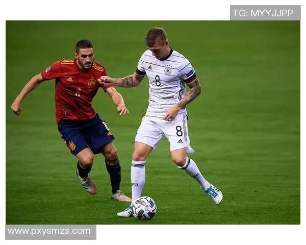 塞维利亚与西班牙的激烈对决展现足球魅力与激情的巅峰时刻