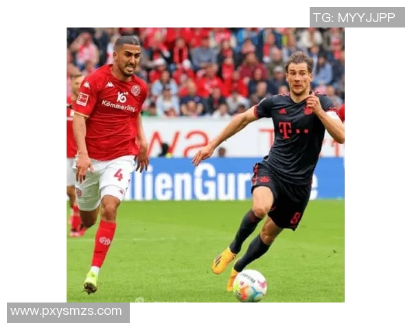 布莱克本与冈本的精彩对决揭示足球战术的博弈与激情