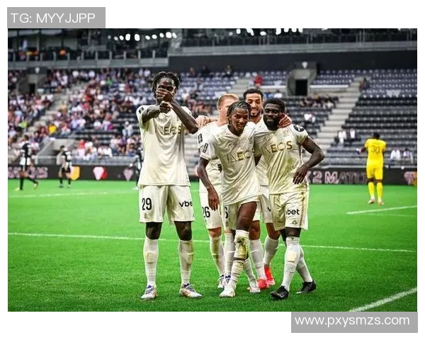 朗斯主场迎战圣埃蒂安期待精彩对决双方争夺三分全力以赴展现实力