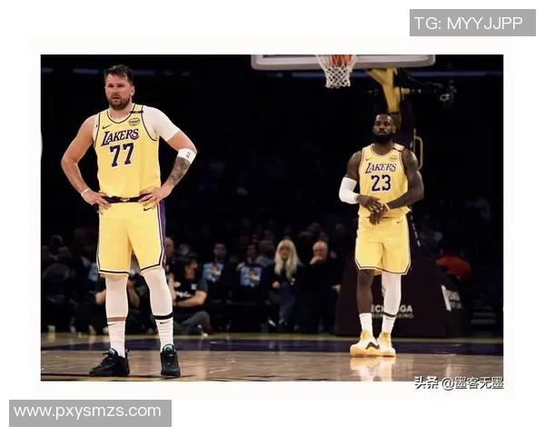 湖人对阵掘金精彩直播回放及赛后分析全方位解读 湖人对阵掘金精彩直播回放及赛后分析全方位解读