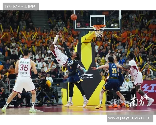 最新辽篮与广东男篮激战正酣谁将赢得这场篮球巅峰对决 最新辽篮与广东男篮激战正酣谁将赢得这场篮球巅峰对决