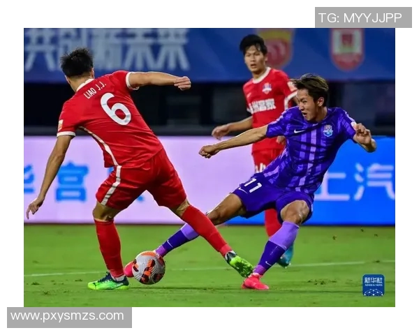 英格兰U21青年队迎战中国队展现年轻球员的实力与潜力